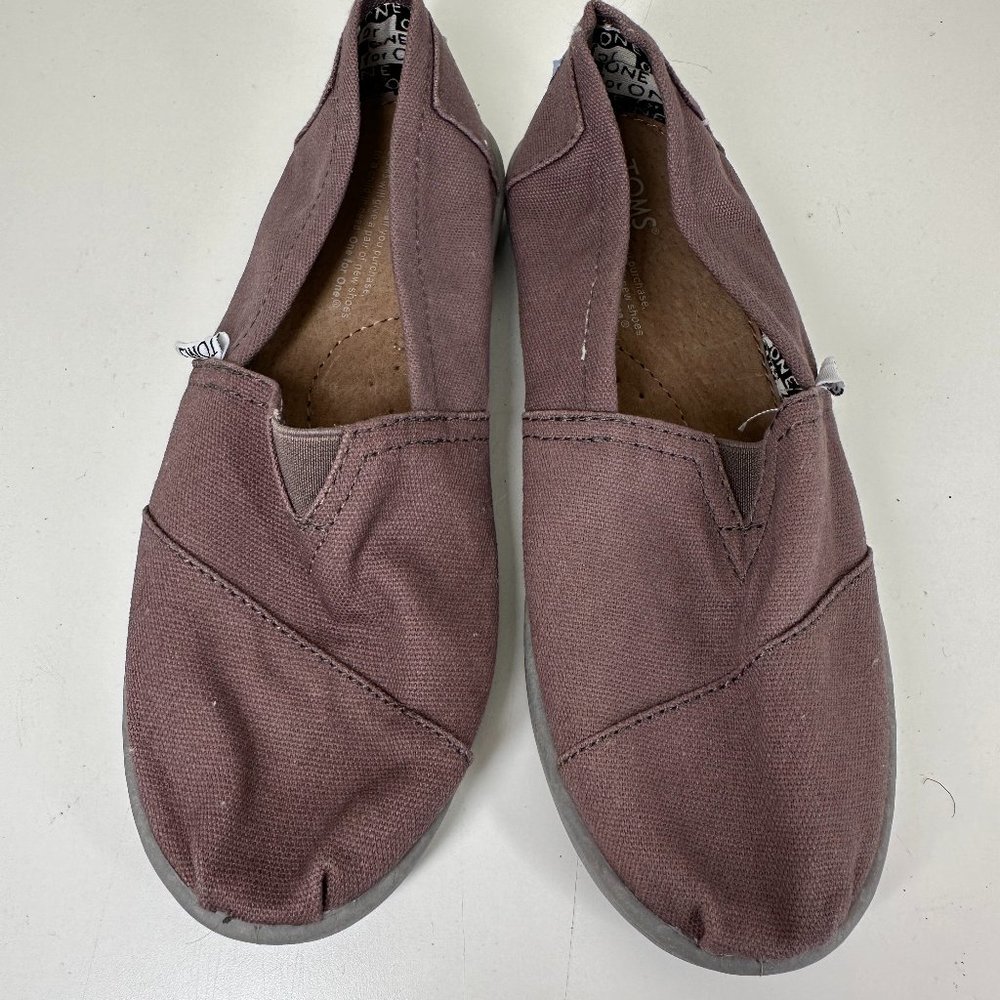Grey TOMS | Youth 4